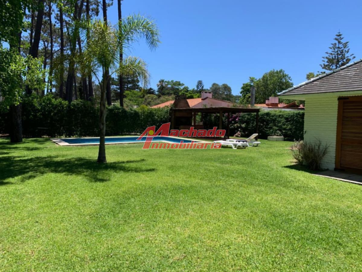 Alquiler  casa de 3 dormitorios en Punta del Este