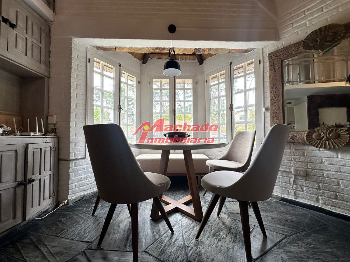 Casa de 3 dormitorios en alquiler en Punta del Este