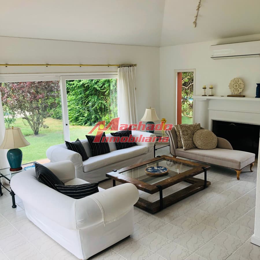 Casa de 4 dormitorios en venta en San Rafael