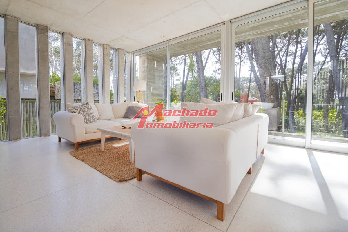 Venta Casa en venta, 4 dormitorios, en Rincón del Indio - barrio privado Noreste Residences