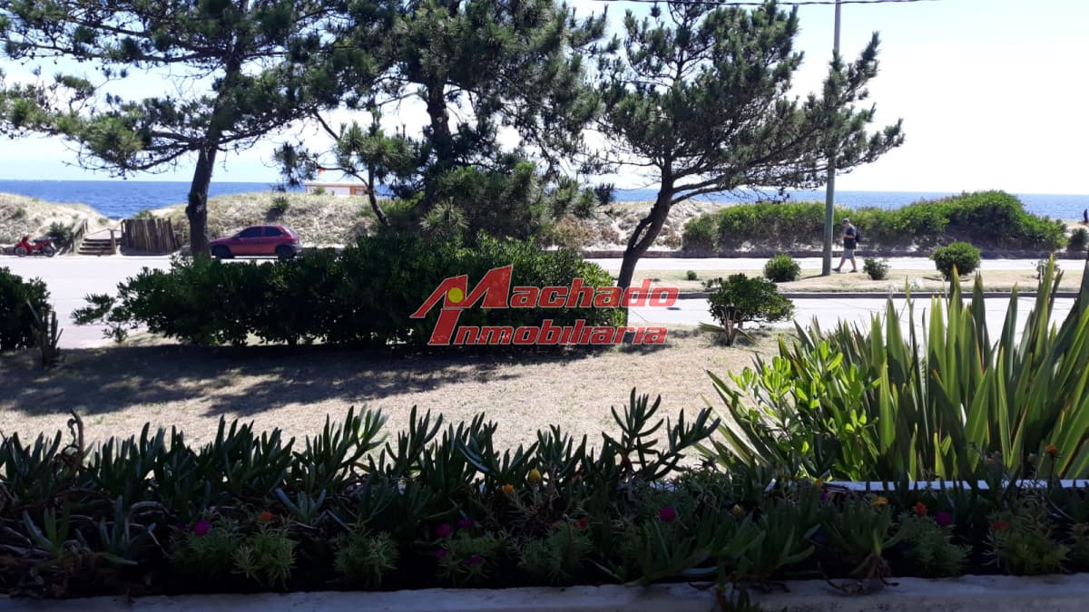 Alquiler de casa de dos dormitorios en Punta del Este