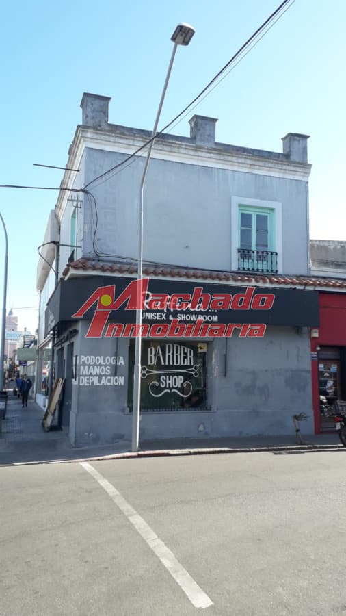 venta y alquiler local en el centro de Maldonado