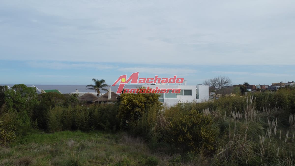 terreno en venta en El Chorro A UNA CUADRA DE LA PLAYA