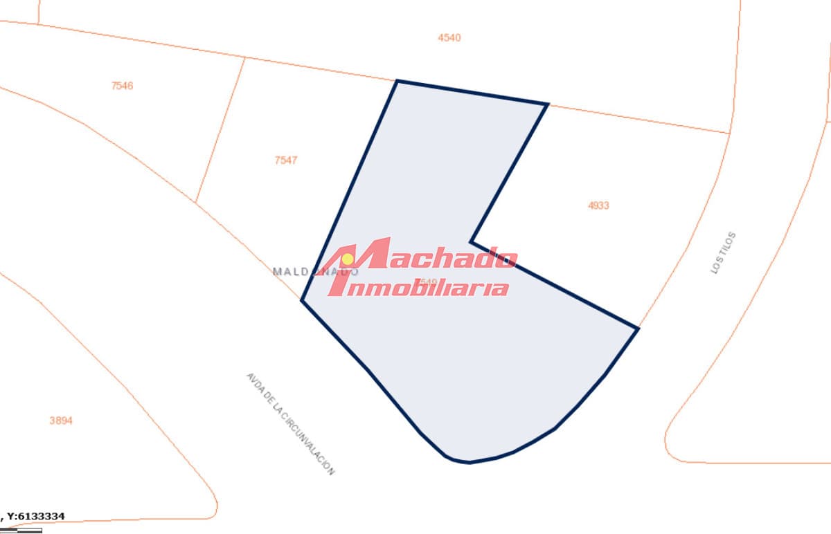 terreno en venta en Barrio Parque del Golf