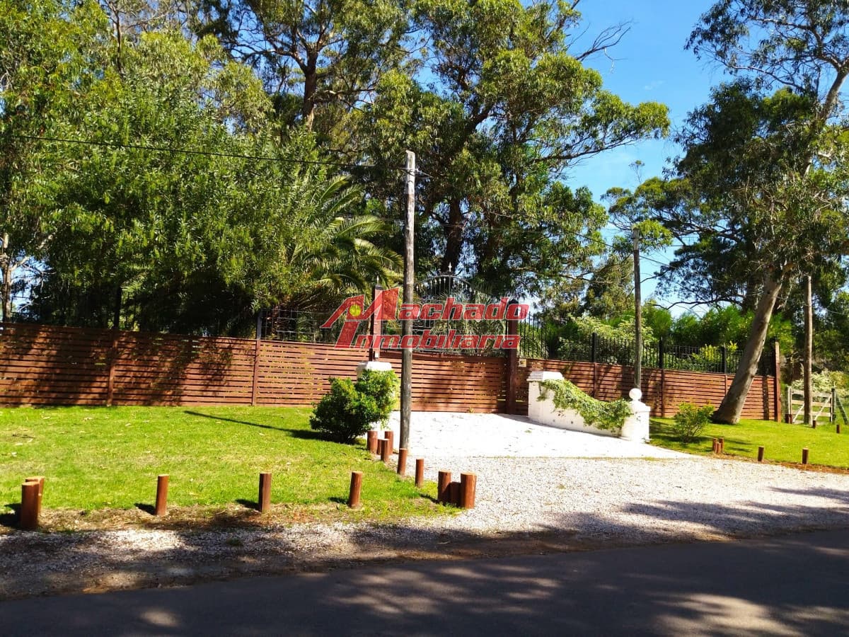 Venta de terreno en Barrio Parque del Golf