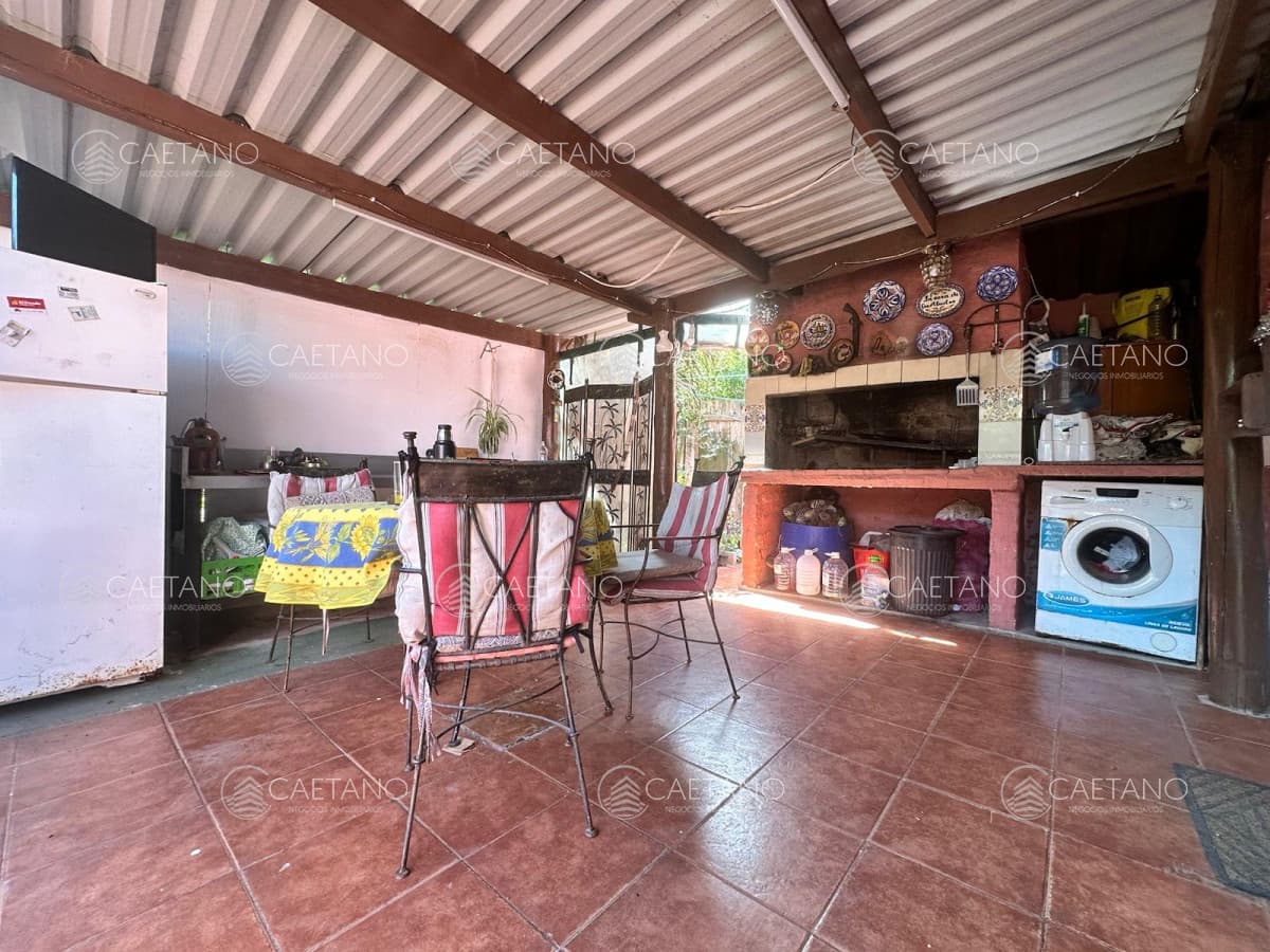 Venta de casa en Tio Tom, Punta Ballena a 50 metros del mar. Oportunidad