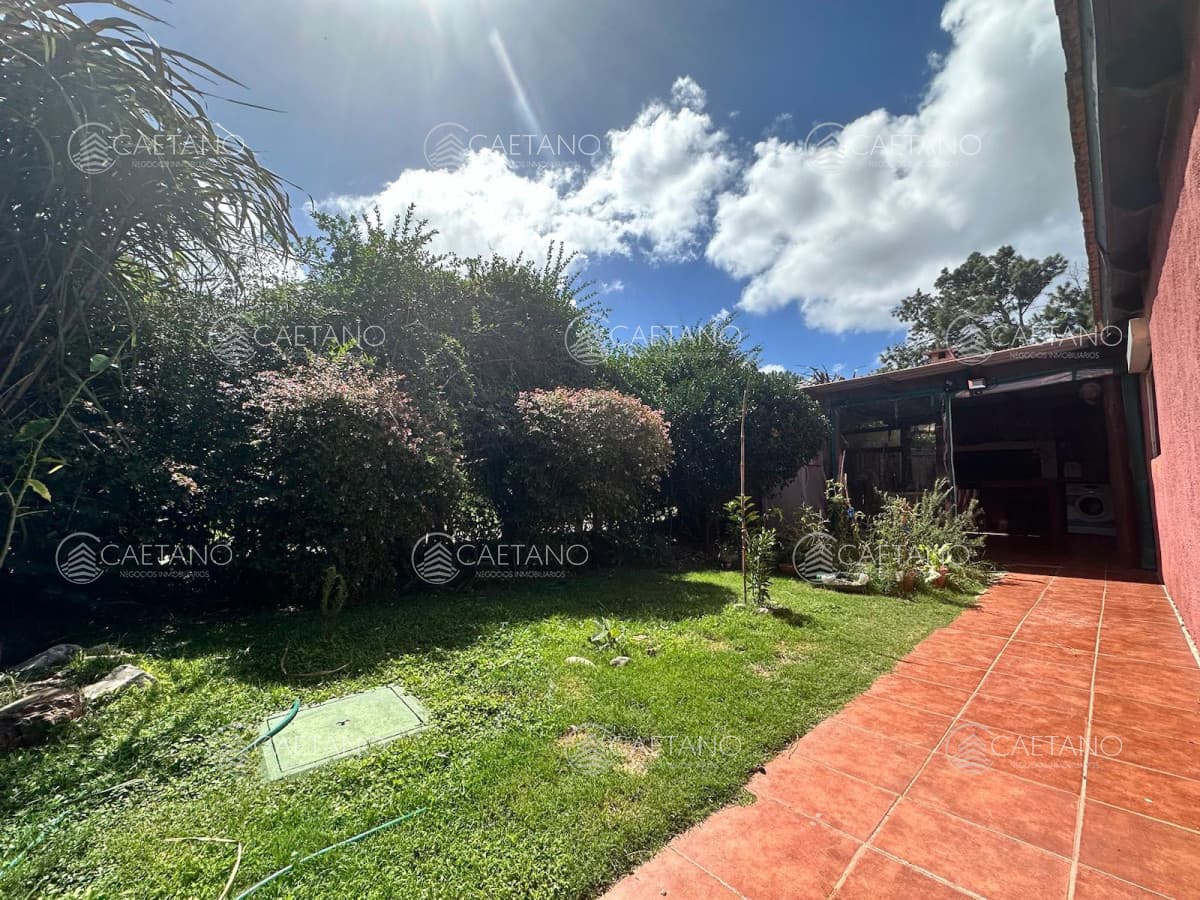 Venta de casa en Tio Tom, Punta Ballena a 50 metros del mar. Oportunidad
