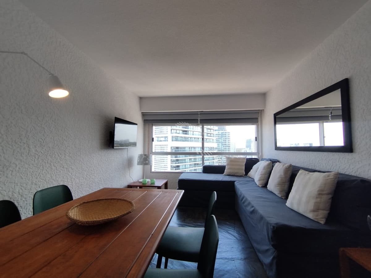 Venta y alquiler de apartamento Punta del Este
