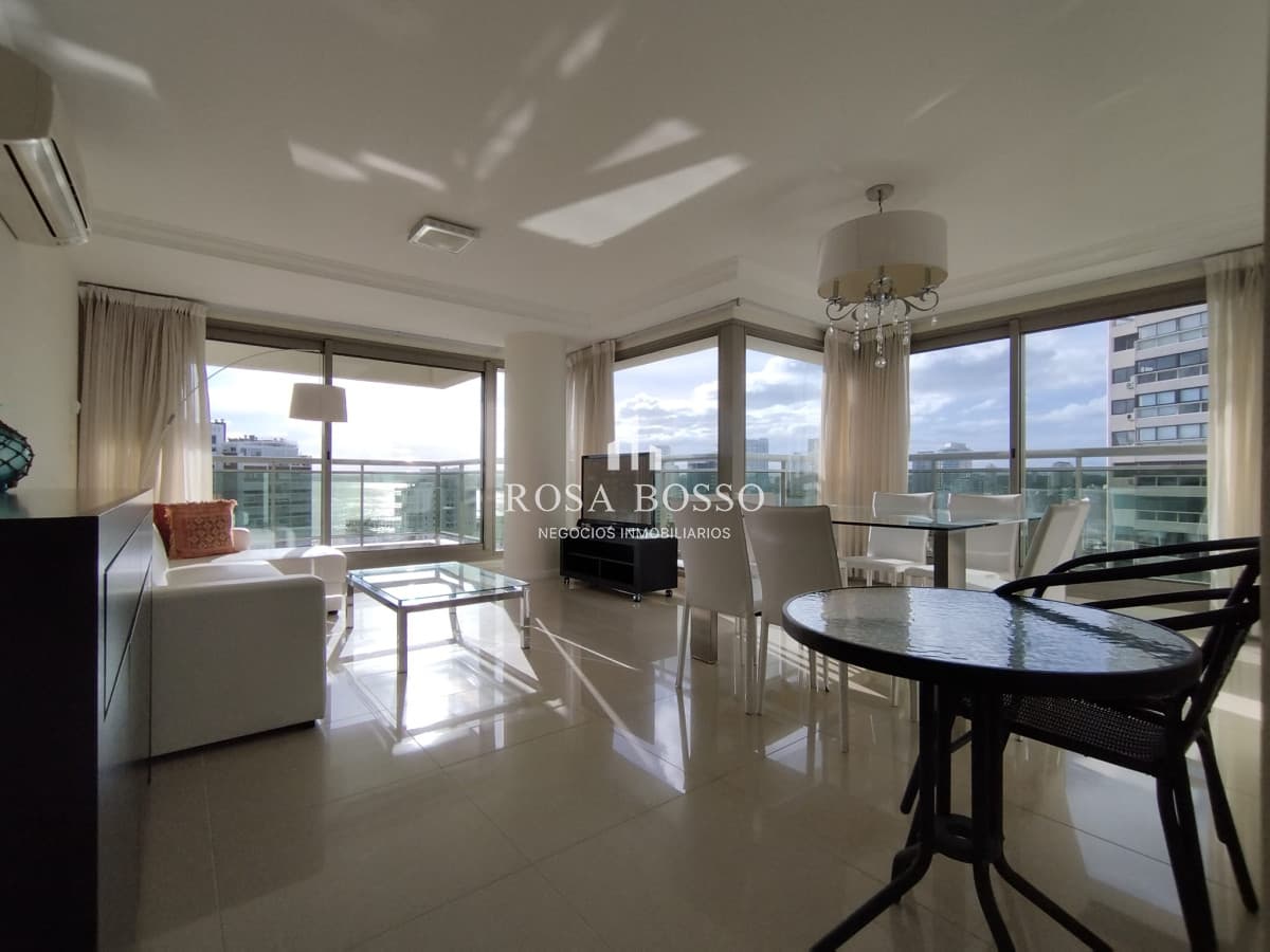 Apartamento en venta en playa brava de Punta del Este