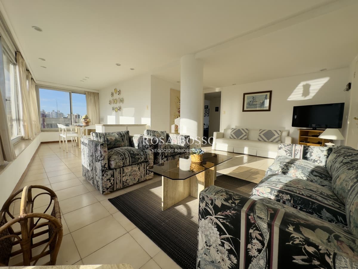 Apartamento Venta 2 dormitorios Península Punta del Este
