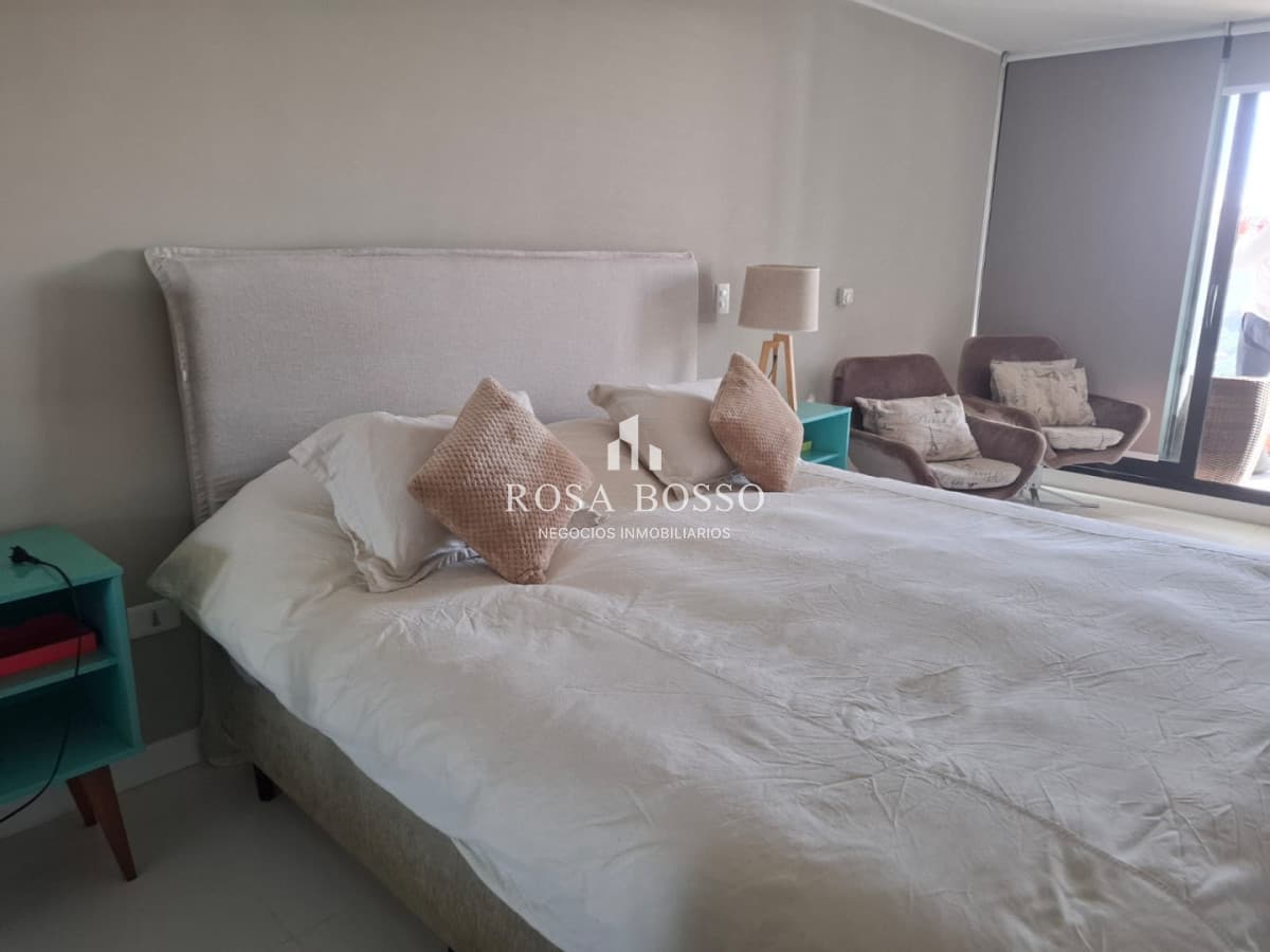Apartamento en VENTA, 3 dormitorios, 3 suites, moderno, punta del este.