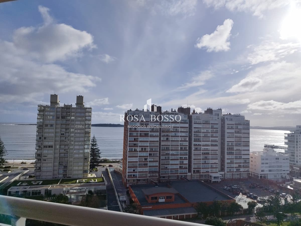 Apartamento en venta en playa brava de Punta del Este