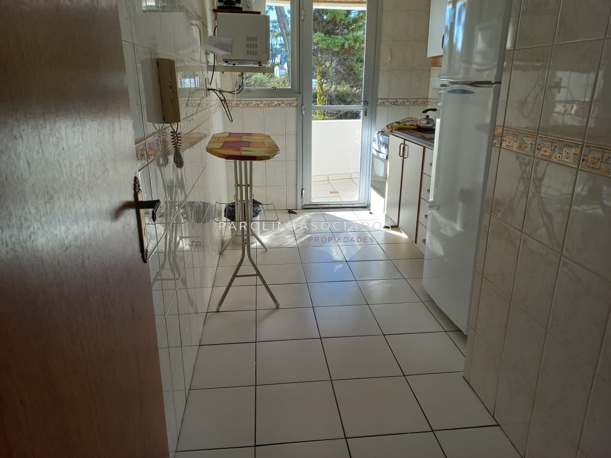 Apartamento en venta de 3 dormitorios en Punta del Este.