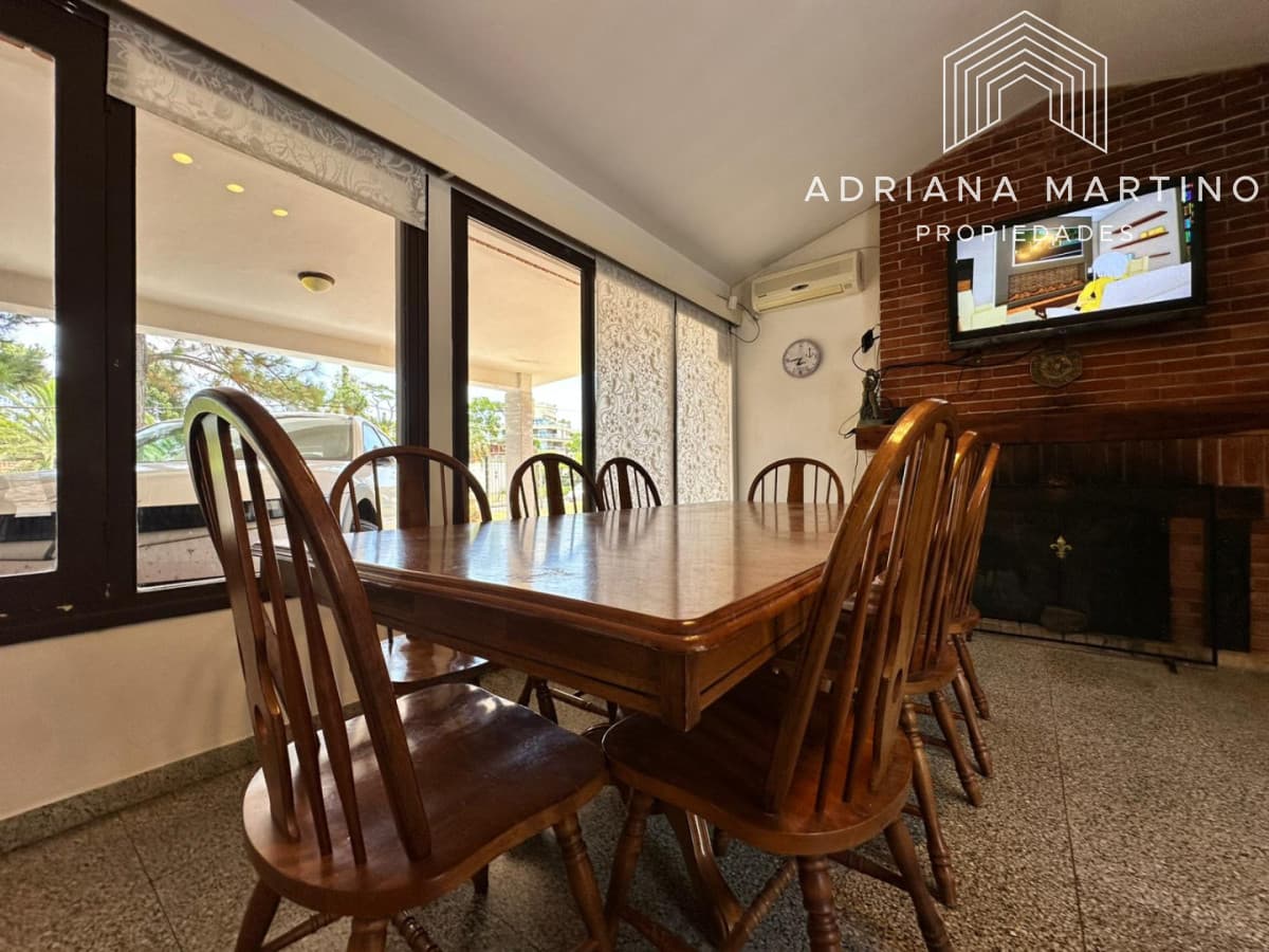 Casa de 3 dormitorios en venta en playa mansa