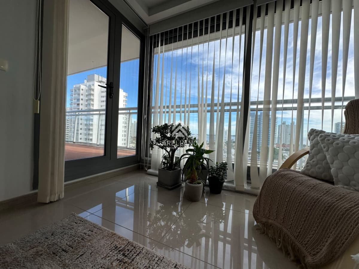Apartamento ID.6706 - Apartamento de 2 dormitorios en Alquiler de temporada en Punta del Este