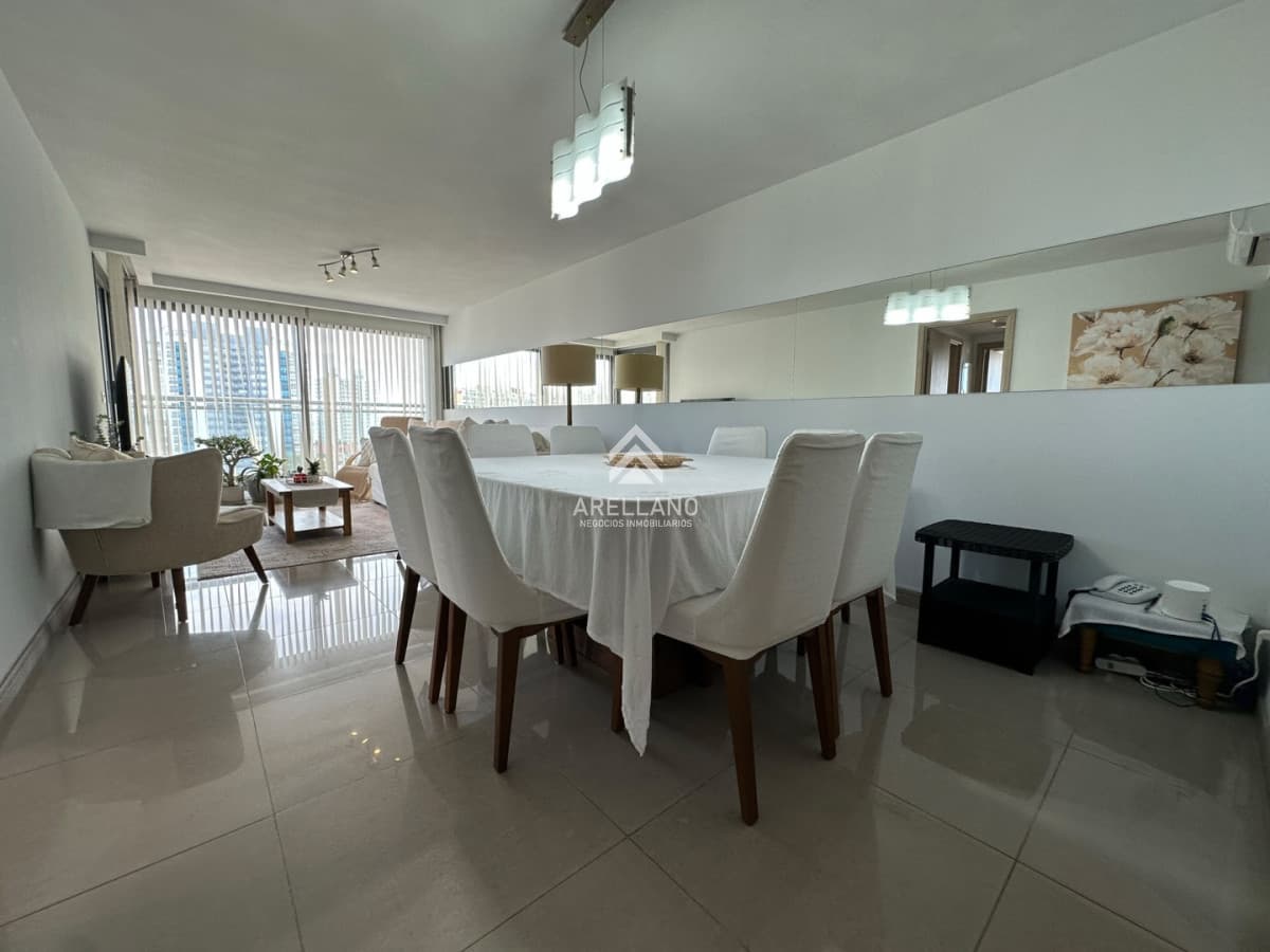 Apartamento ID.6706 - Apartamento de 2 dormitorios en Alquiler de temporada en Punta del Este