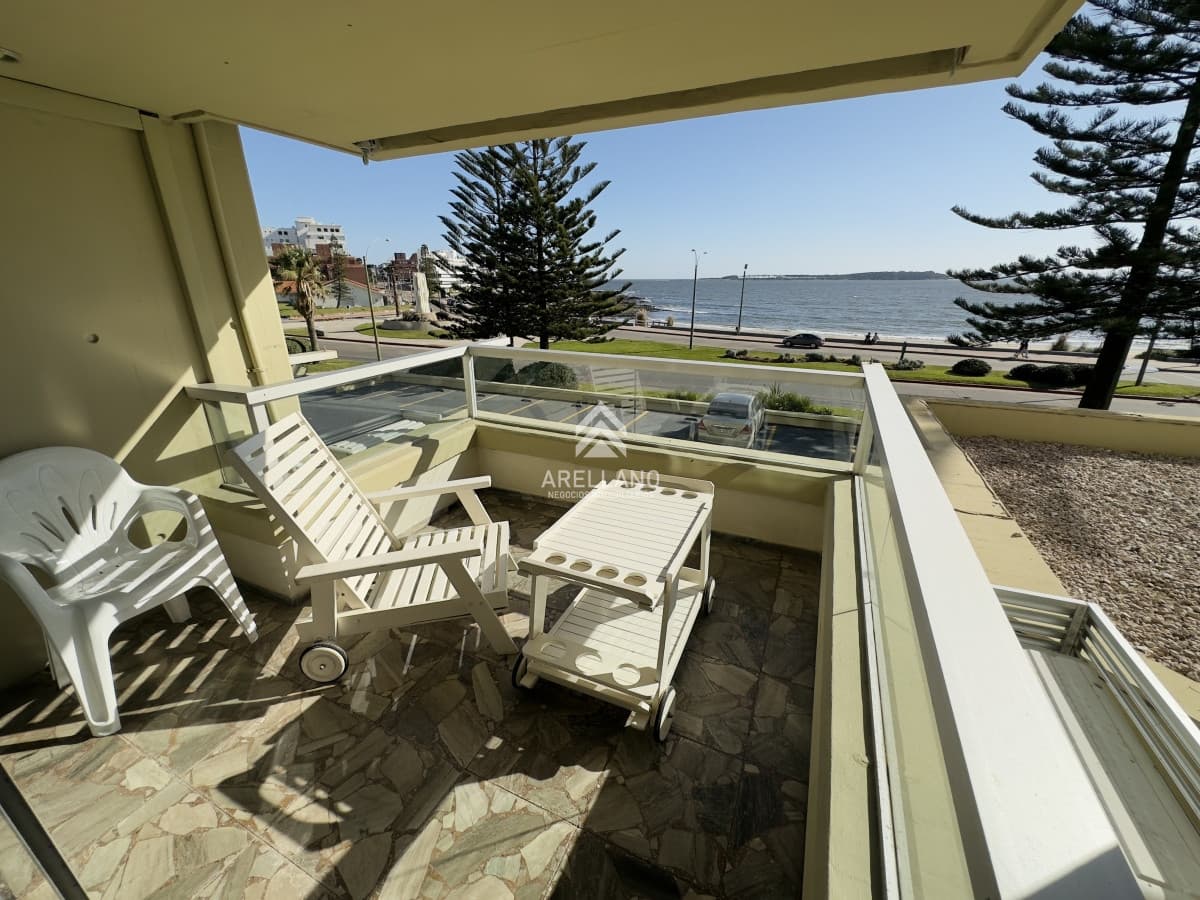 Apartamento ID.4103 - Alquiler de apartamento de 3 dormitorios en Punta del Este