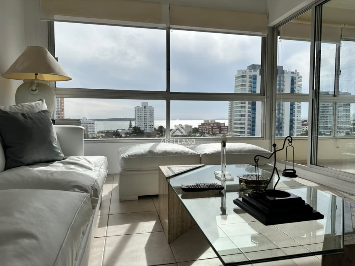 Apartamento ID.2917 - Venta Apartamento 2 dormitorios en venta en Punta del Este