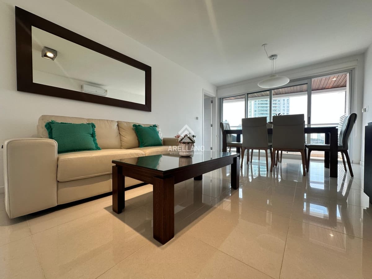 Apartamento ID.3886 - Venta apartamento 2 dormitorios con muy buena vista en parada 6 de la Brava