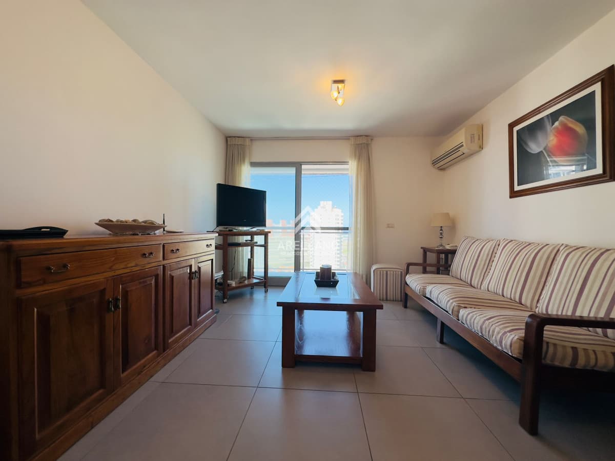 Apartamento ID.4092 - Apto en venta, 2 dormitorios 2 baños