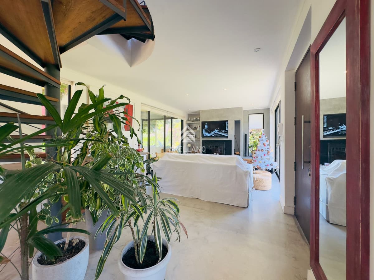 Casa ID.2803 - Alquiler de casa de 3 dormitorios con piscina en Punta del Este