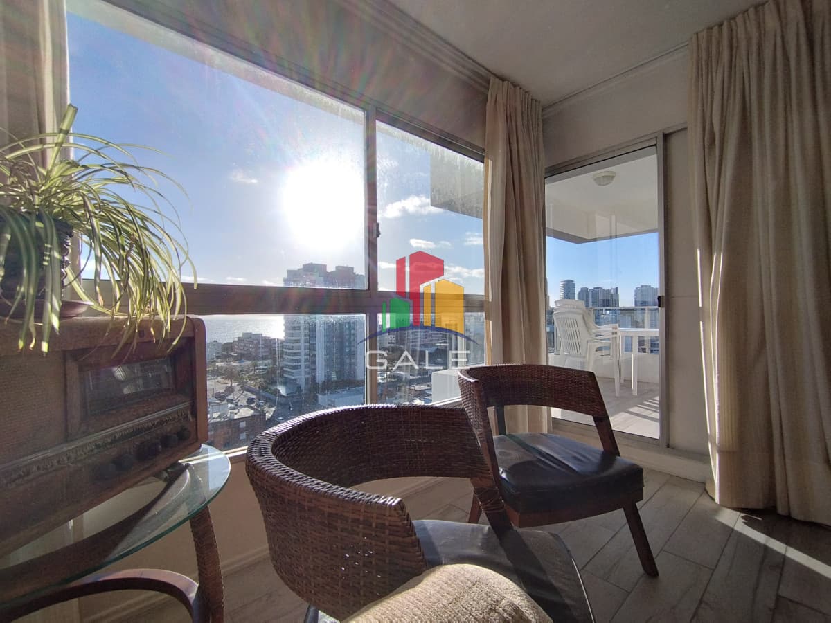 Alquiler de temporada de apartamento de tres dormitorios en Punta del Este  -