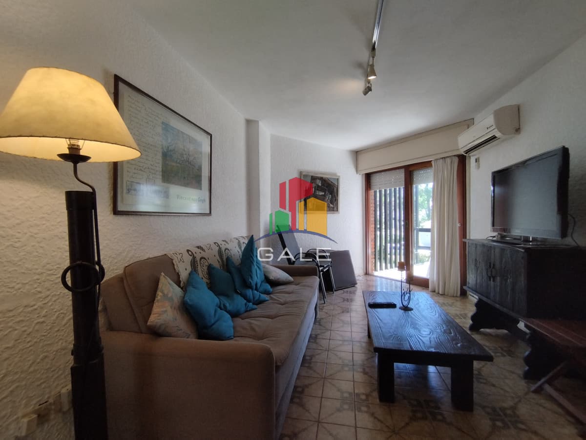 Gale Propiedades & Escribanía Apartamento ID.5307 - Departamento de dos dormitorios en venta en Punta del Este