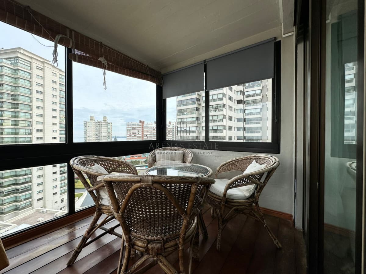 Apartamento ID.4689 - Apartamento de 3 dormitorios en venta en Punta del Este