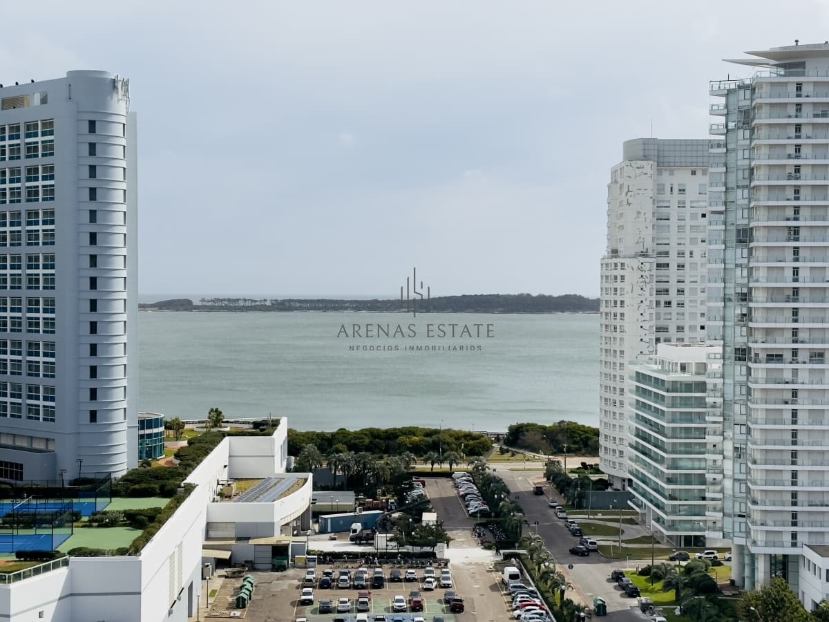 Apartamento ID.3037 - Alquiler temporal y venta de apartamento de 2 dormitorios en Punta del Este