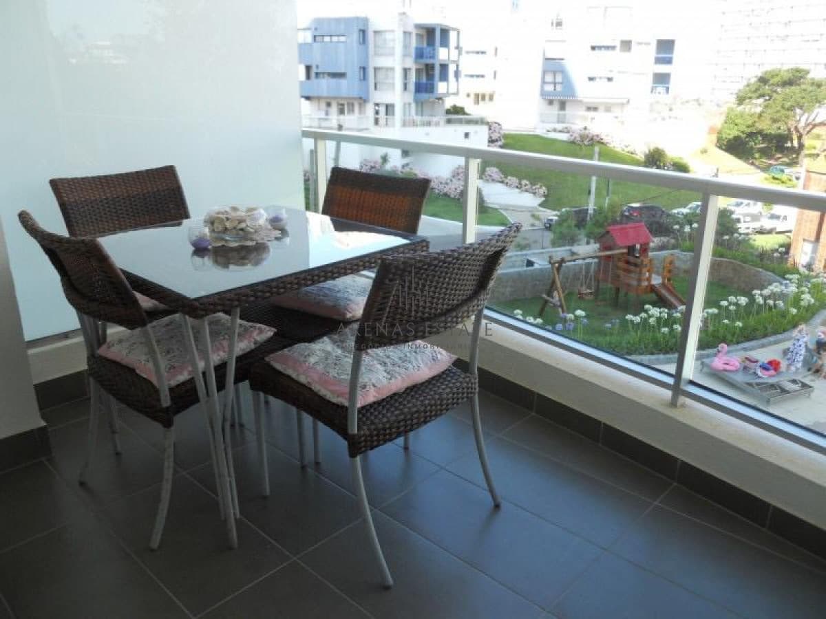 Apartamento ID.4412 -  Apartamento en venta de dos dorm en Playa Brava Punta del Este