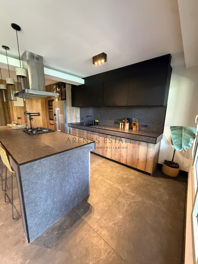 Casa ID.4231 - Casa de dos dormitorios en  venta en Chacras del Pinar