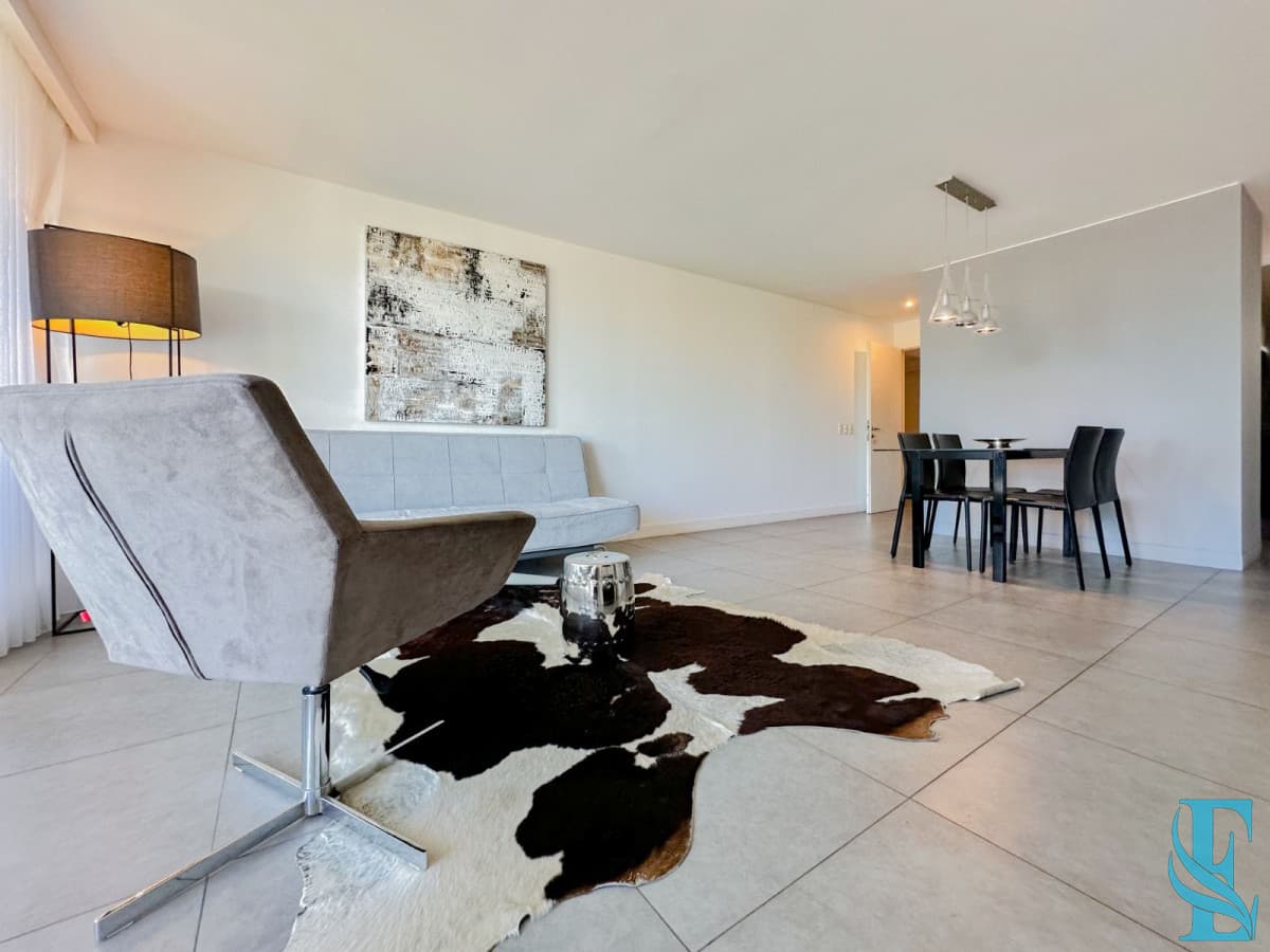 Venta de apartamento de dos dormitorios en Punta del Este