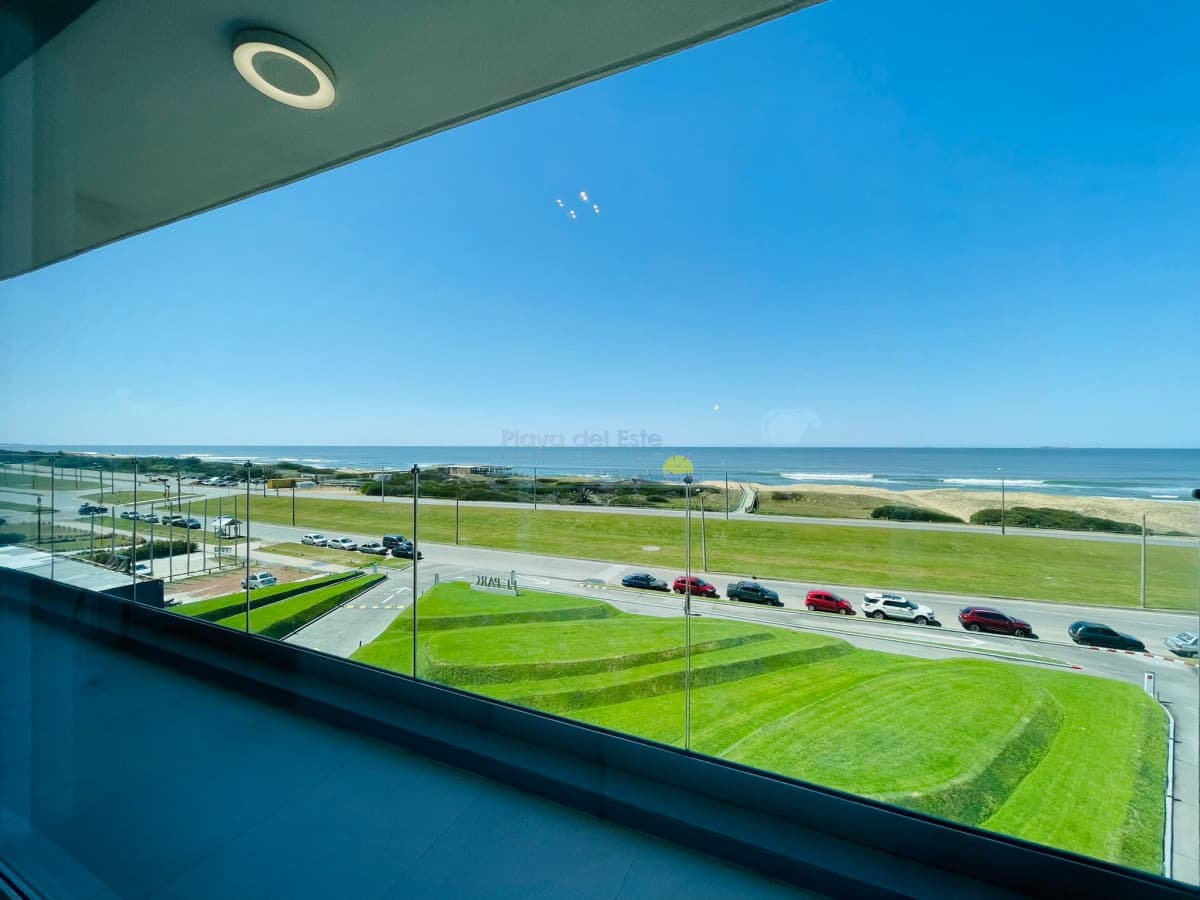 Alquiler  y venta de apartamento de 3 dormitorios en Punta del Este  - Inmobiliaria Playa del Este