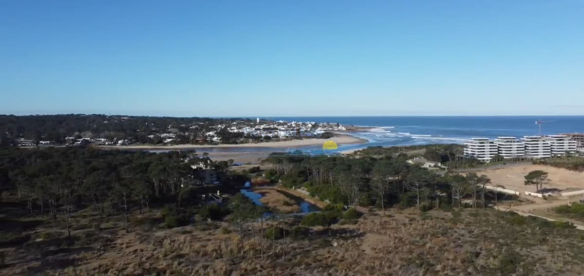 Oportunidad inversores, terreno de 26.250 m² ubicado en Rincón del Indio. - Inmobiliaria Playa del Este