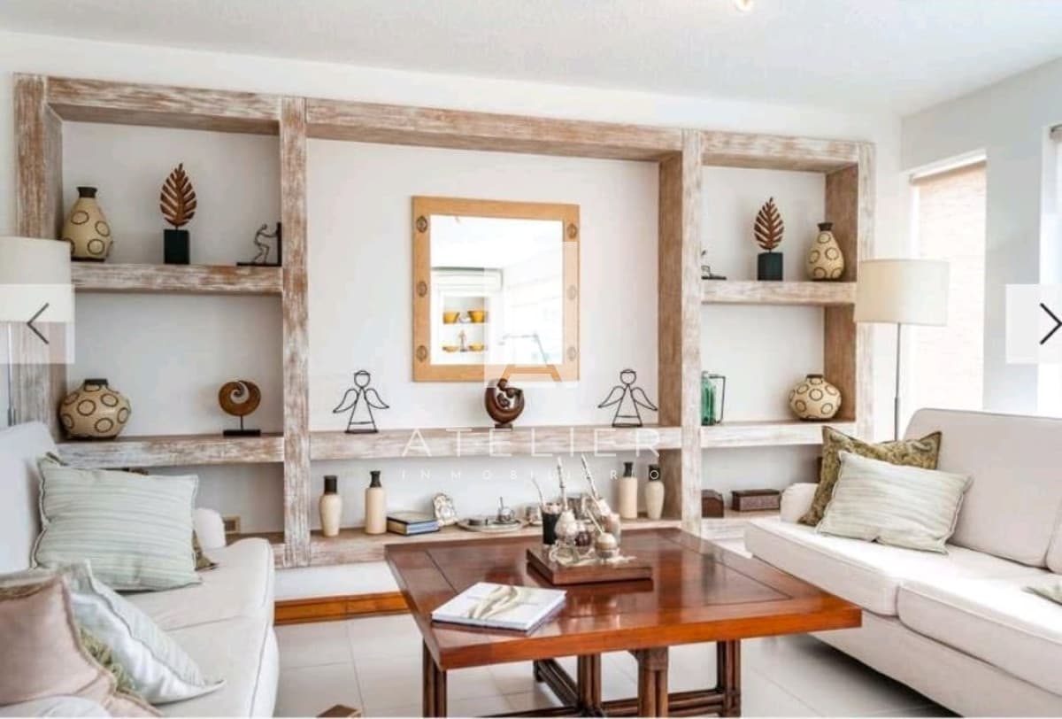 Apartamento Pent House en venta frente a playa brava