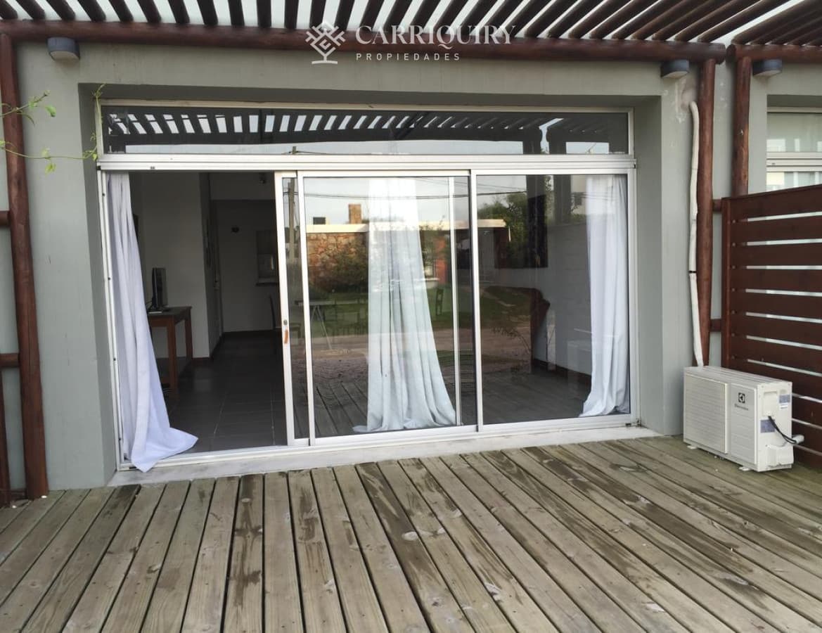 Apartamento en Manantiales  -