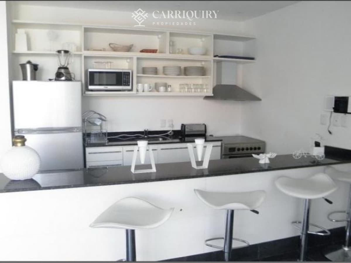 Apartamento en Manantiales   -