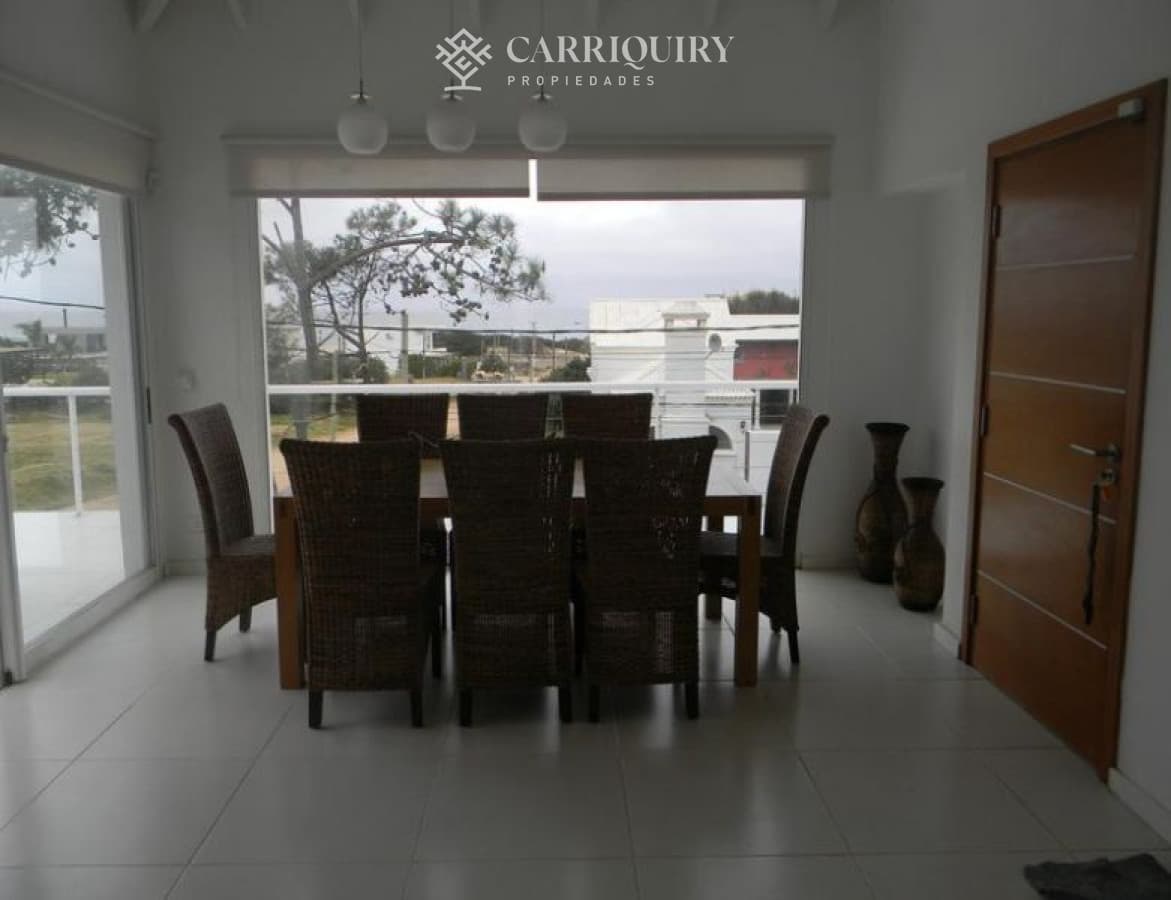 Casa en venta  Montoya 6 dormitorios  -