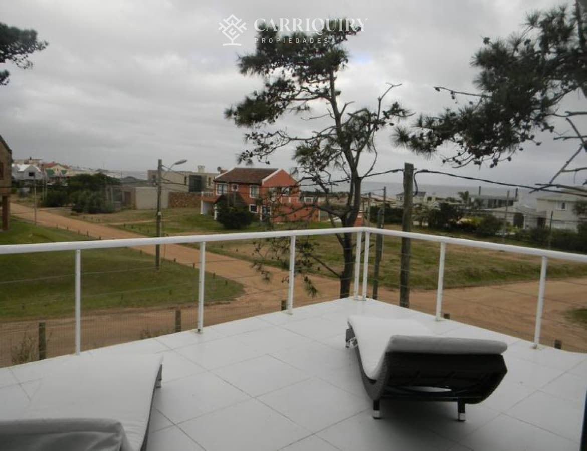 Casa en venta  Montoya 6 dormitorios  -