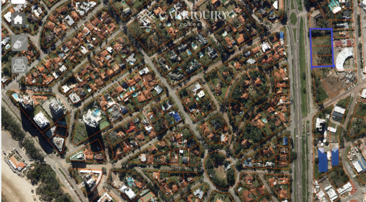 Lote Premium de 4.200 m² a pasos del mar en Punta del Este