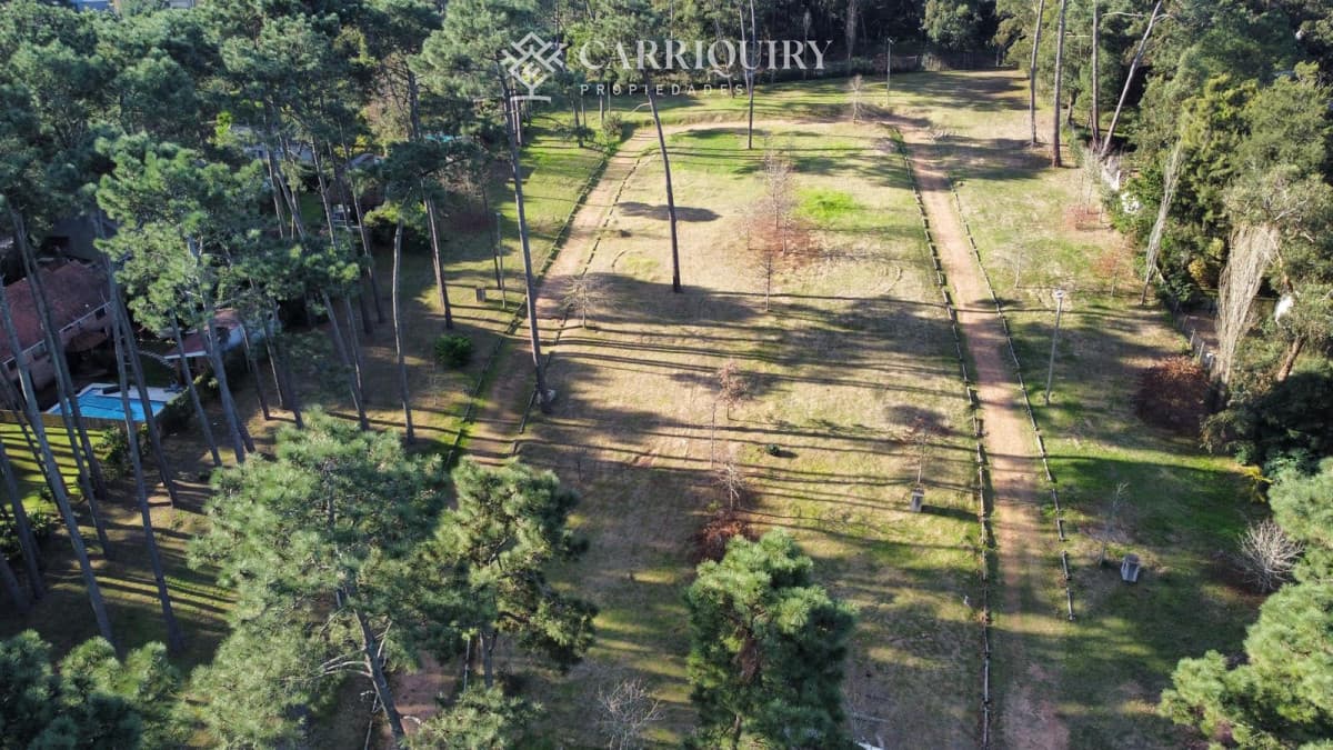 LOTE EN VENTA EN BARRIO PRIVADO PLAYA MANSA 850 M2 APTO PARA CONSTRUIR PH O CASA 2 PLANTAS  -