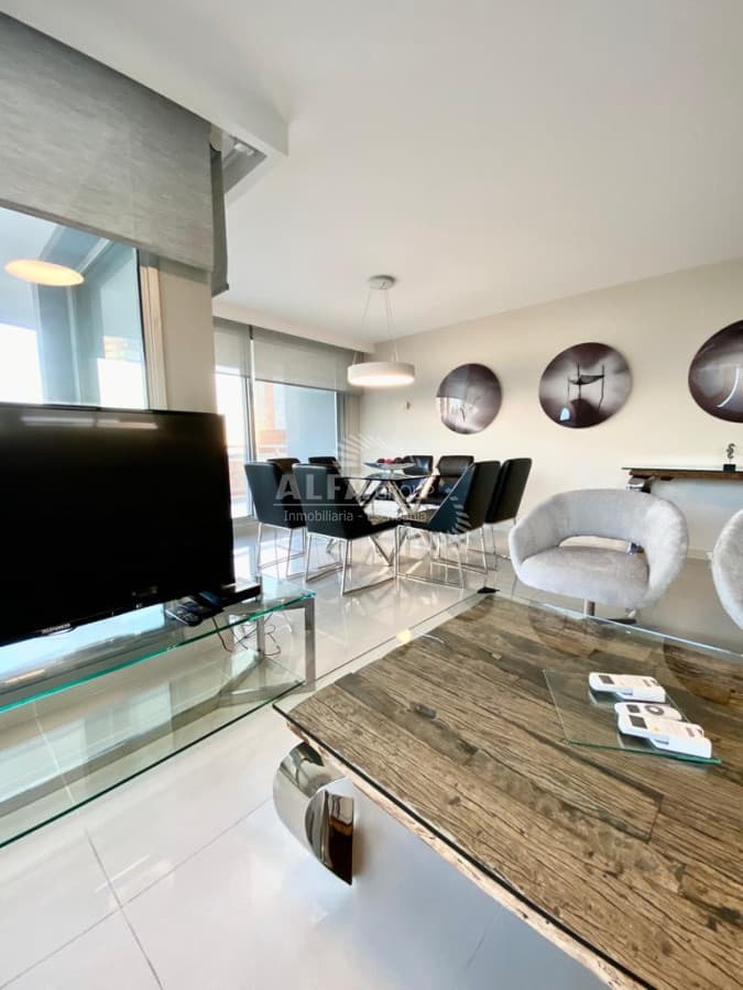 Apartamento en Venta Playa Mansa 3 dormitorios Sunrise Tower