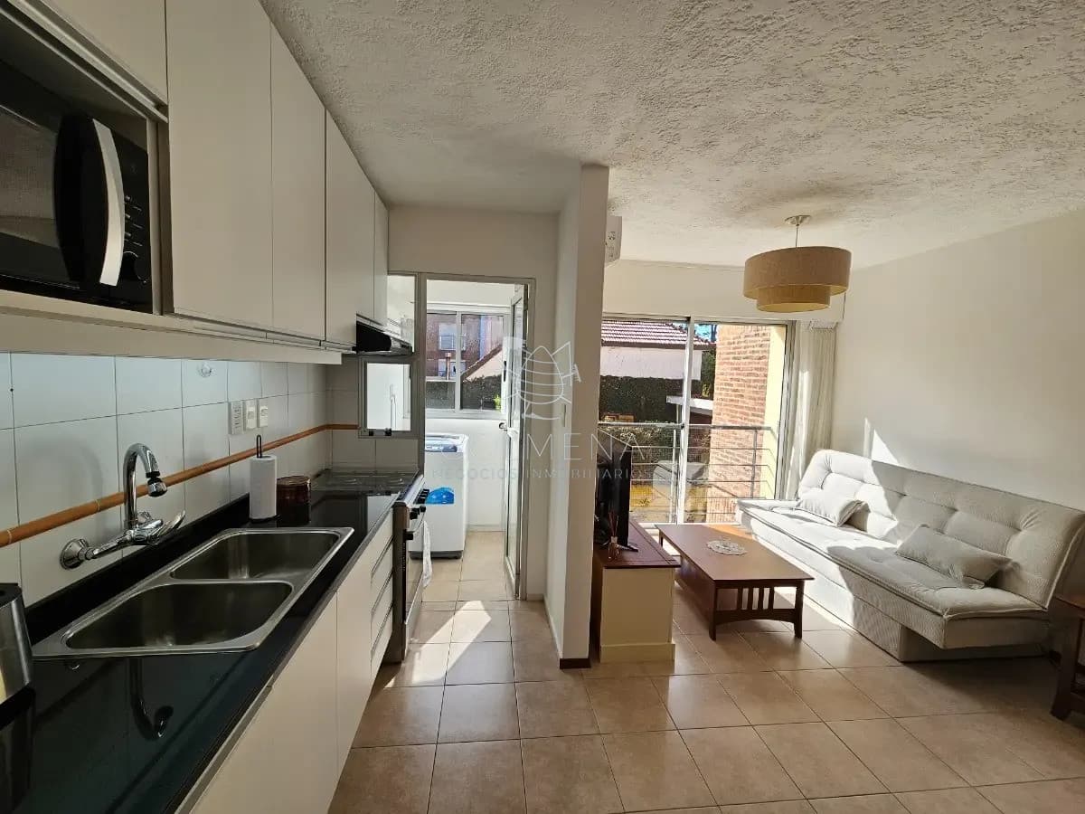 APARTAMENTO EN VENTA 1 DORMITORIO EXCELENTE UBICACION AIDY GRILL