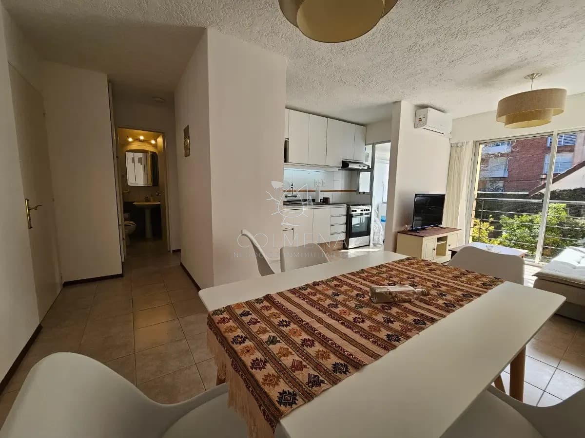 APARTAMENTO EN VENTA 1 DORMITORIO EXCELENTE UBICACION AIDY GRILL