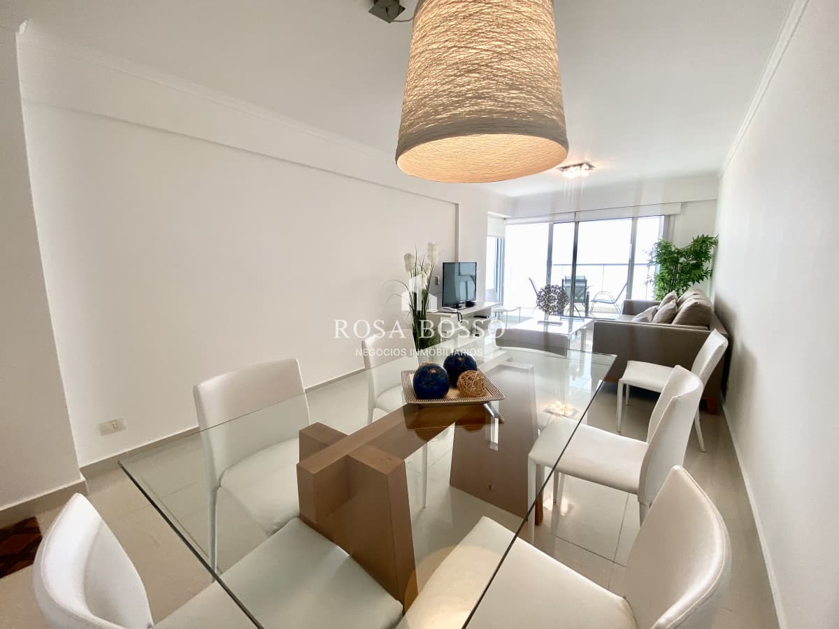 Apartamento en venta Playa Mansa 2 dormitorios MIAMI BOOULEVARD