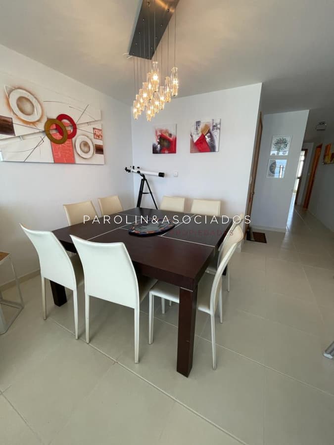 Apartamento en Venta de 2 dormitorios en Season Tower, Mansa - Punta del Este