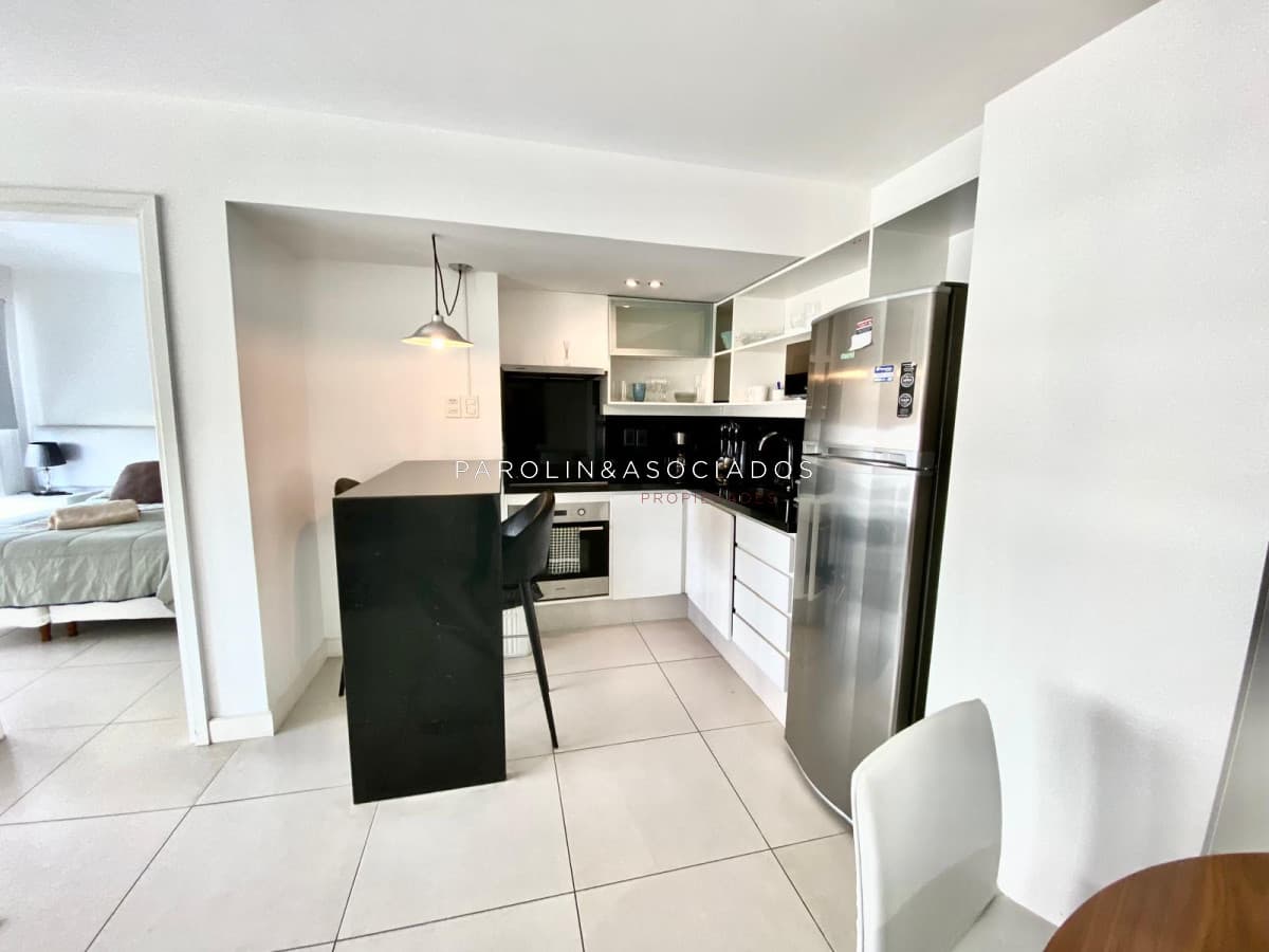 OPORTUNIDAD UNICA VENTA APARTAMENTO 2 DORMITORIOS EN PENINSULA PUNTA DEL ESTE LUX TOWER