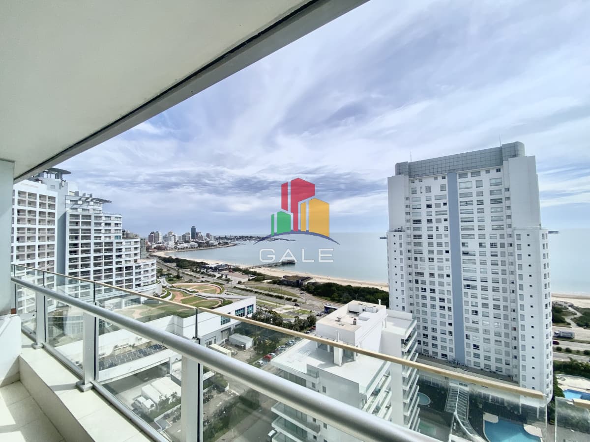 Apartamento en venta Playa Mansa 2 dormitorios  -