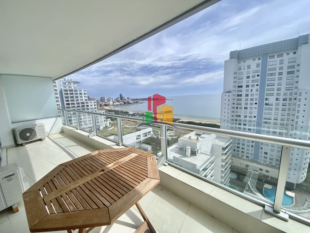 Apartamento en venta Playa Mansa 2 dormitorios  -