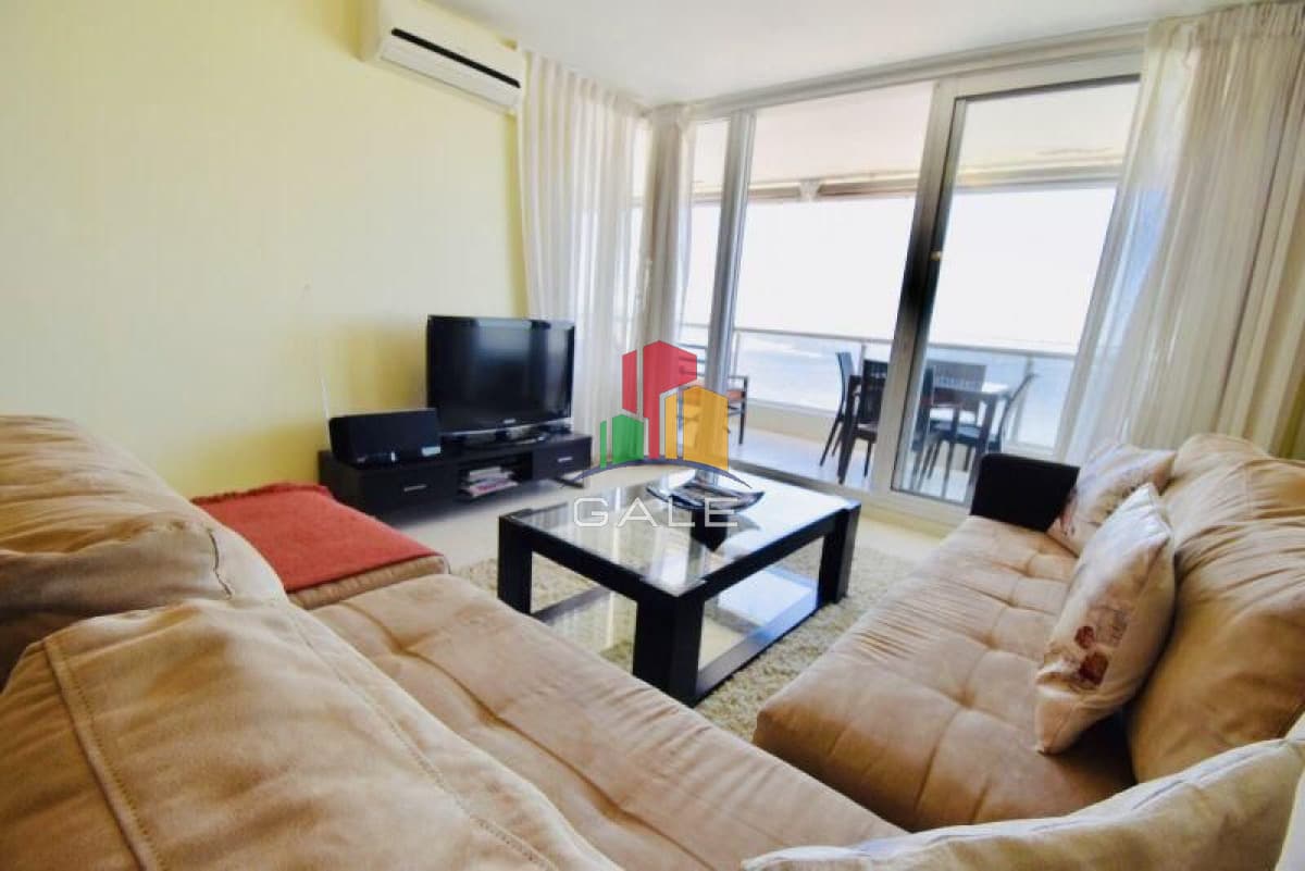 Gale Propiedades & Escribanía Apartamento ID.1142 - Apartamento en venta Playa Mansa 2 dormitorios SEASONS